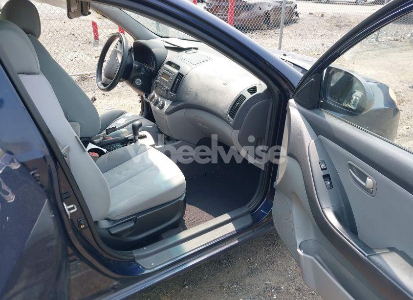 Photo 5 of 2009 Hyundai Elantra GLS (VIN KMHDU46D99U597299)