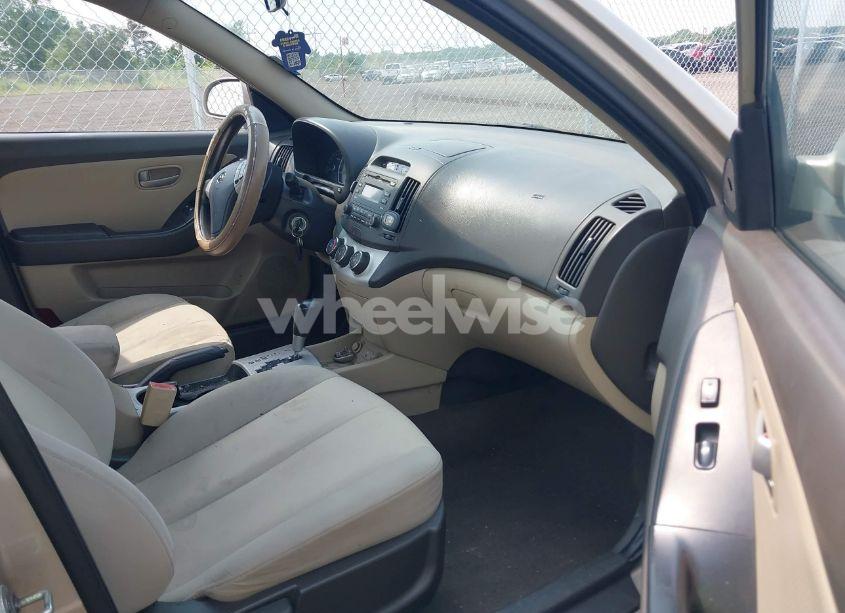 Photo 5 of 2009 Hyundai Elantra GLS (VIN KMHDU46D99U618605)