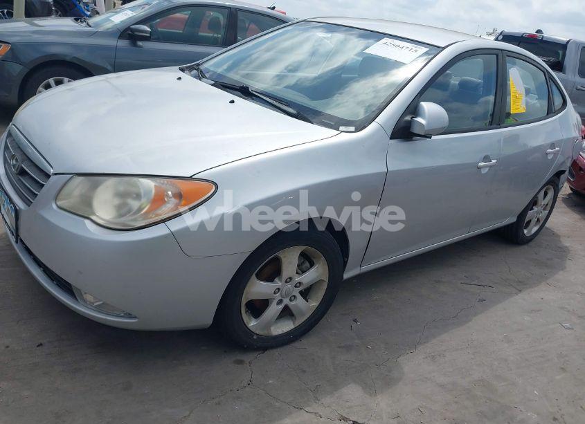 Photo 2 of 2009 Hyundai Elantra SE (VIN KMHDU46DX9U658384)