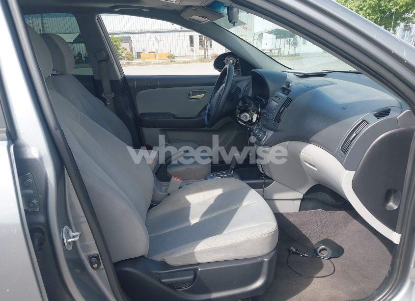 Photo 5 of 2010 Hyundai Elantra GLS (VIN KMHDU4AD1AU076797)