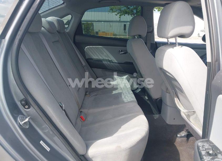 Photo 8 of 2010 Hyundai Elantra GLS (VIN KMHDU4AD1AU076797)