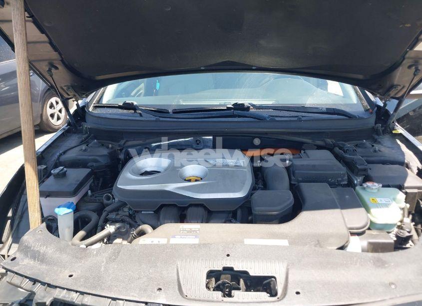 Photo 10 of 2017 Hyundai Sonata HYBRID SE (VIN KMHE24L10HA051494)