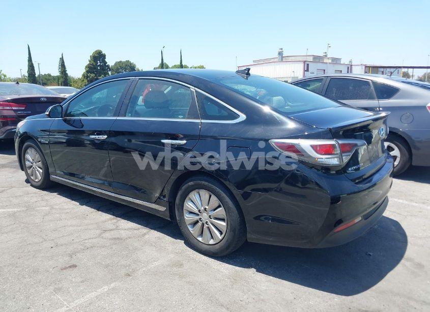 Photo 3 of 2017 Hyundai Sonata HYBRID SE (VIN KMHE24L10HA051494)