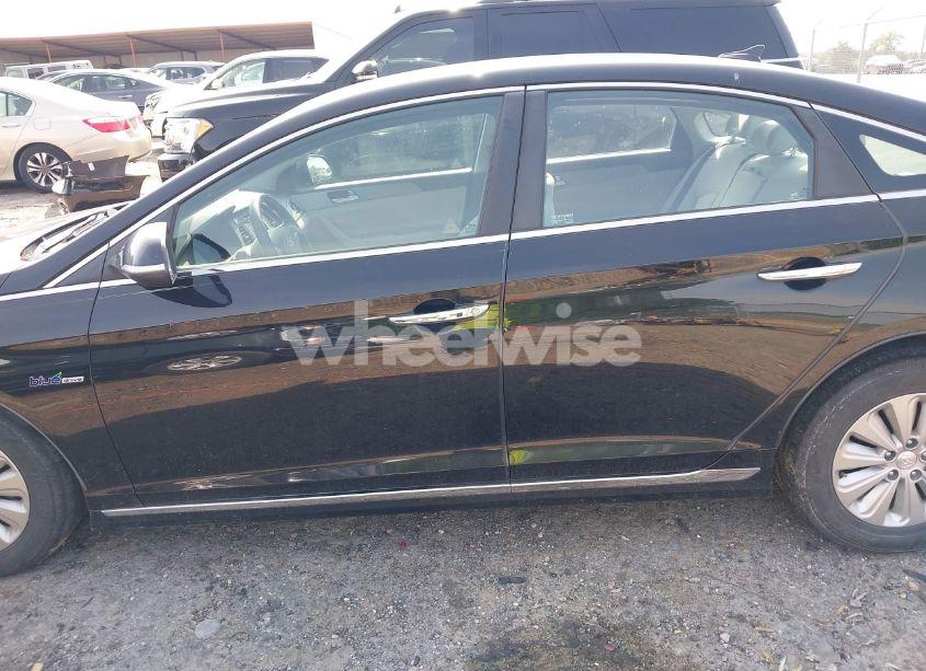 Photo 14 of 2016 Hyundai Sonata HYBRID/SE (VIN KMHE24L11GA018549)