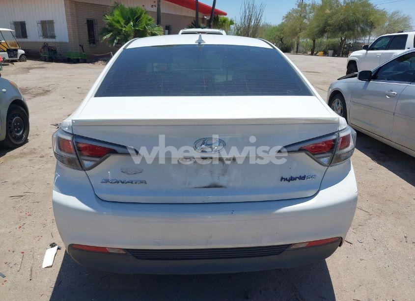 Photo 16 of 2016 Hyundai Sonata HYBRID SE (VIN KMHE24L11GA040700)