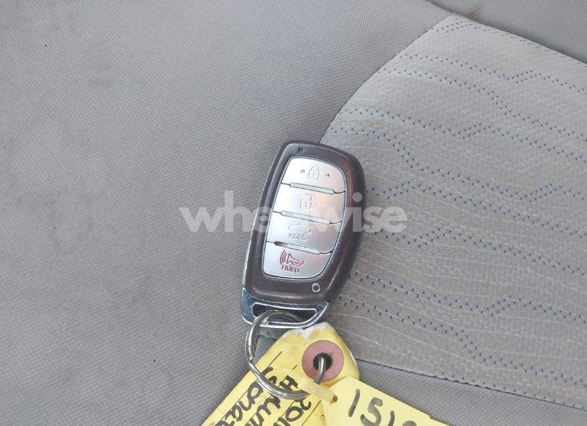 Photo 11 of 2016 Hyundai Sonata HYBRID SE (VIN KMHE24L13GA041511)