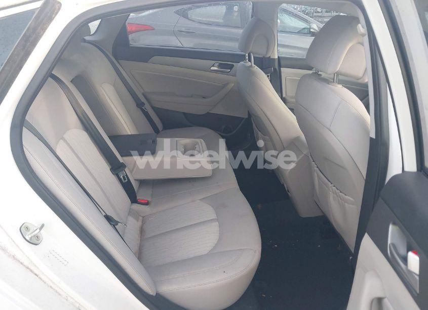 Photo 8 of 2016 Hyundai Sonata HYBRID SE (VIN KMHE24L13GA041511)