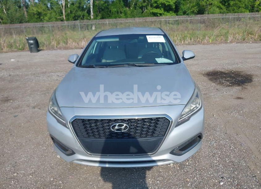 Photo 12 of 2016 Hyundai Sonata HYBRID SE (VIN KMHE24L14GA042053)
