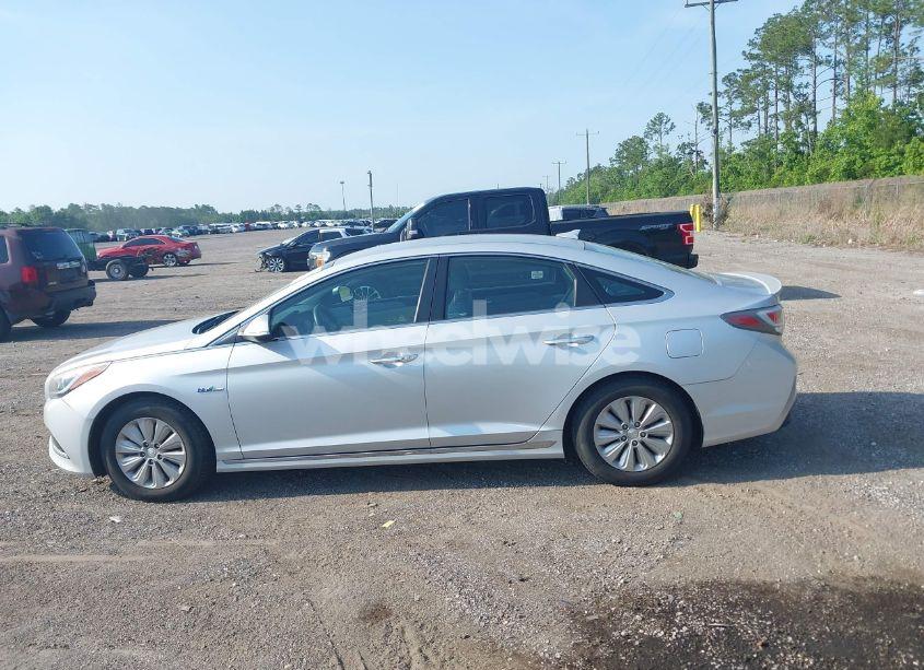 Photo 14 of 2016 Hyundai Sonata HYBRID SE (VIN KMHE24L14GA042053)
