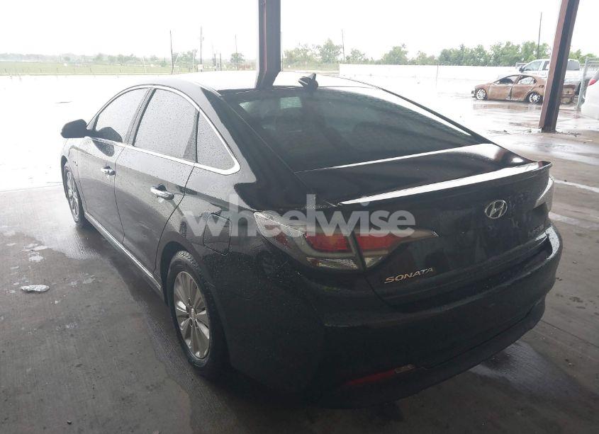 Photo 3 of 2016 Hyundai Sonata HYBRID SE (VIN KMHE24L15GA016058)