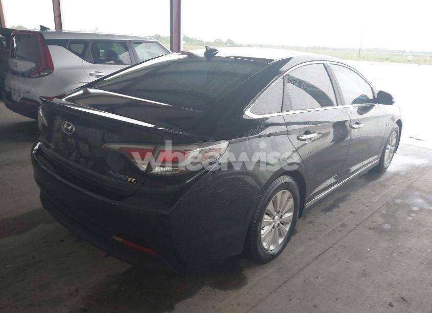 Photo 4 of 2016 Hyundai Sonata HYBRID SE (VIN KMHE24L15GA016058)