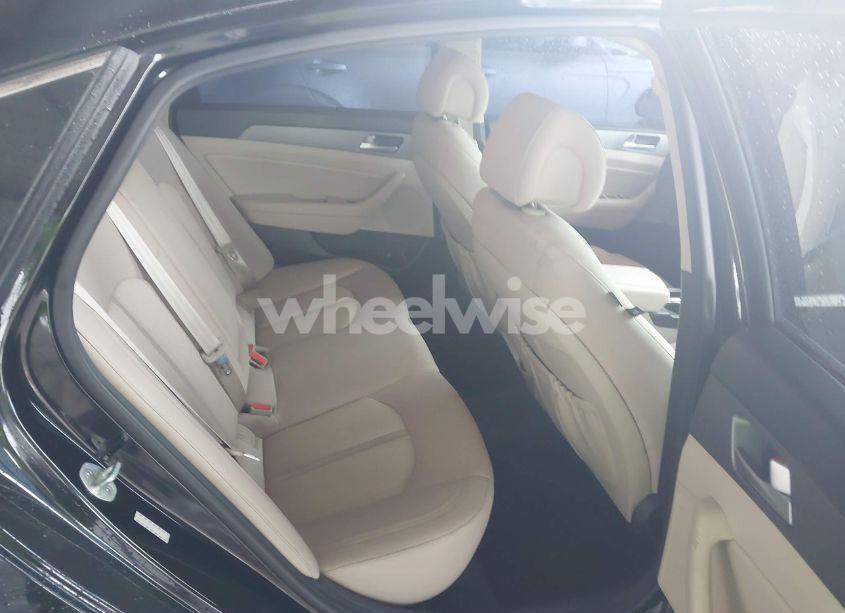 Photo 8 of 2016 Hyundai Sonata HYBRID SE (VIN KMHE24L15GA016058)