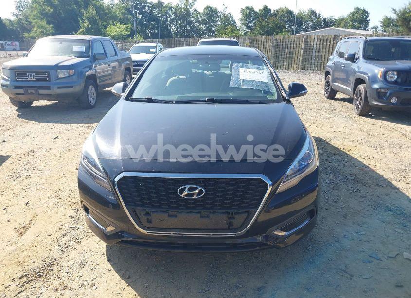 Photo 12 of 2016 Hyundai Sonata HYBRID SE (VIN KMHE24L15GA034835)