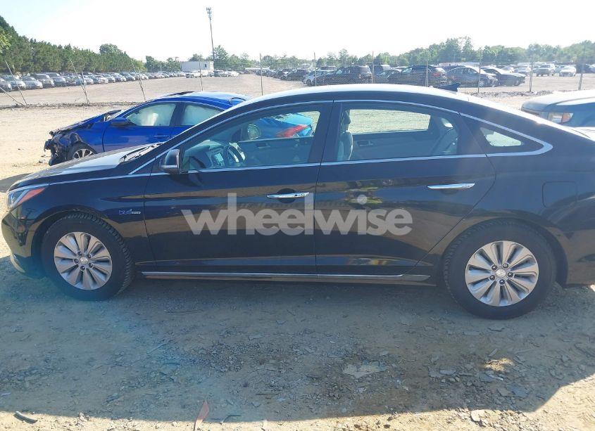 Photo 14 of 2016 Hyundai Sonata HYBRID SE (VIN KMHE24L15GA034835)