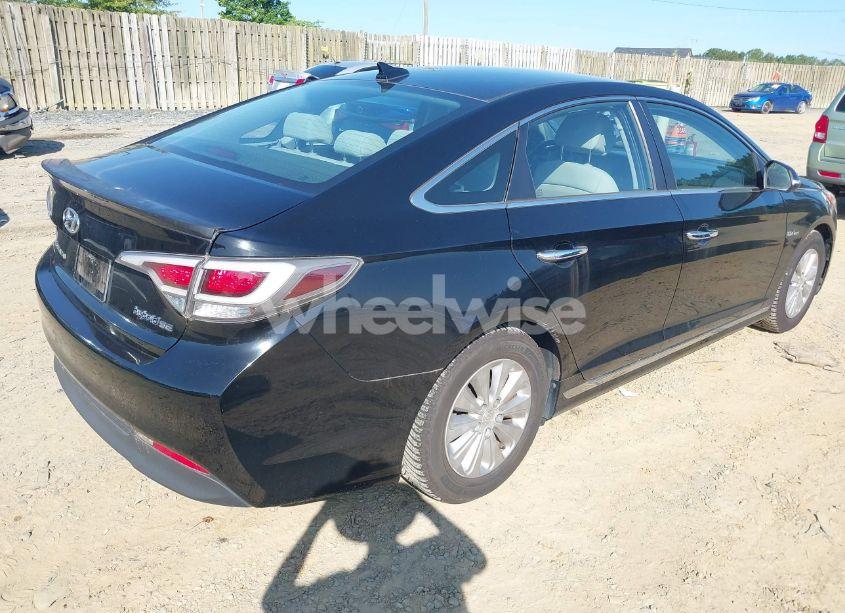Photo 4 of 2016 Hyundai Sonata HYBRID SE (VIN KMHE24L15GA034835)