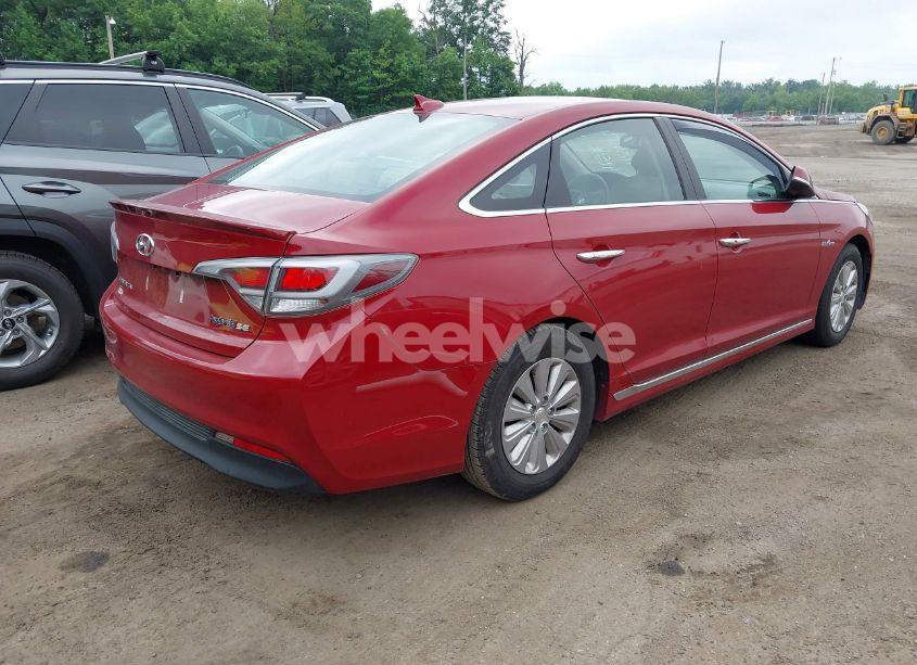 Photo 4 of 2016 Hyundai Sonata HYBRID SE (VIN KMHE24L16GA015369)