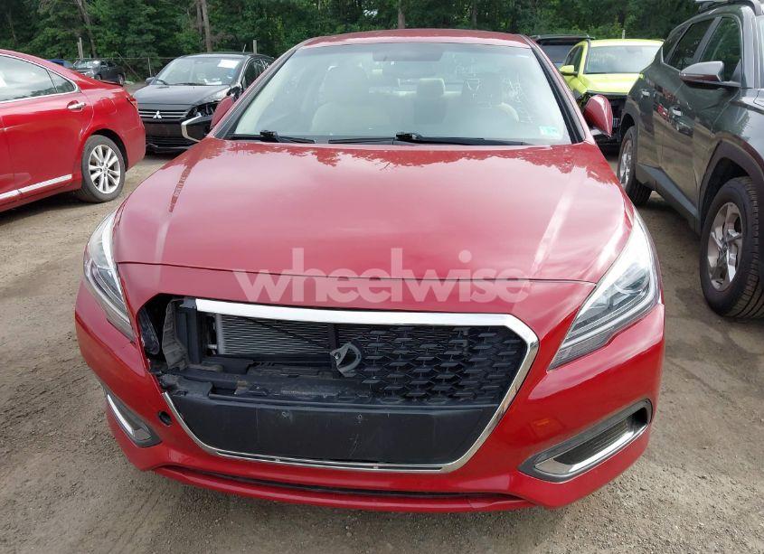 Photo 6 of 2016 Hyundai Sonata HYBRID SE (VIN KMHE24L16GA015369)