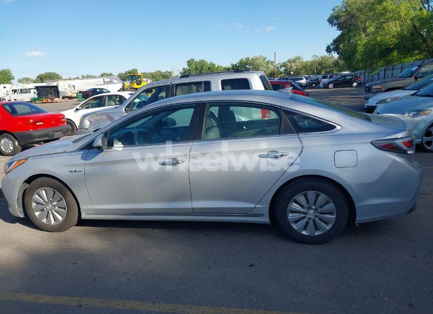 Photo 14 of 2016 Hyundai Sonata HYBRID SE (VIN KMHE24L17GA022816)