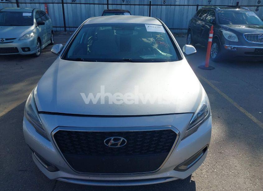Photo 6 of 2016 Hyundai Sonata HYBRID SE (VIN KMHE24L17GA022816)