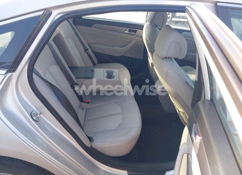 Photo 8 of 2016 Hyundai Sonata HYBRID SE (VIN KMHE24L17GA022816)