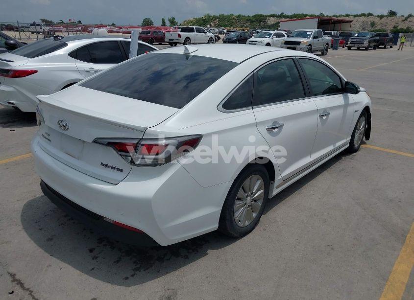 Photo 4 of 2017 Hyundai Sonata HYBRID SE (VIN KMHE24L19HA057407)