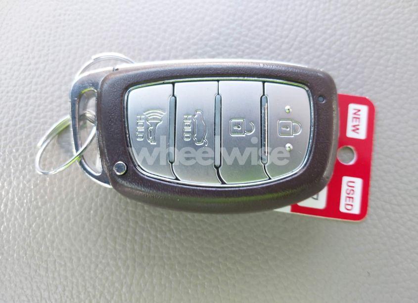 Photo 11 of 2019 Hyundai Sonata HYBRID SE (VIN KMHE24L30KA090921)