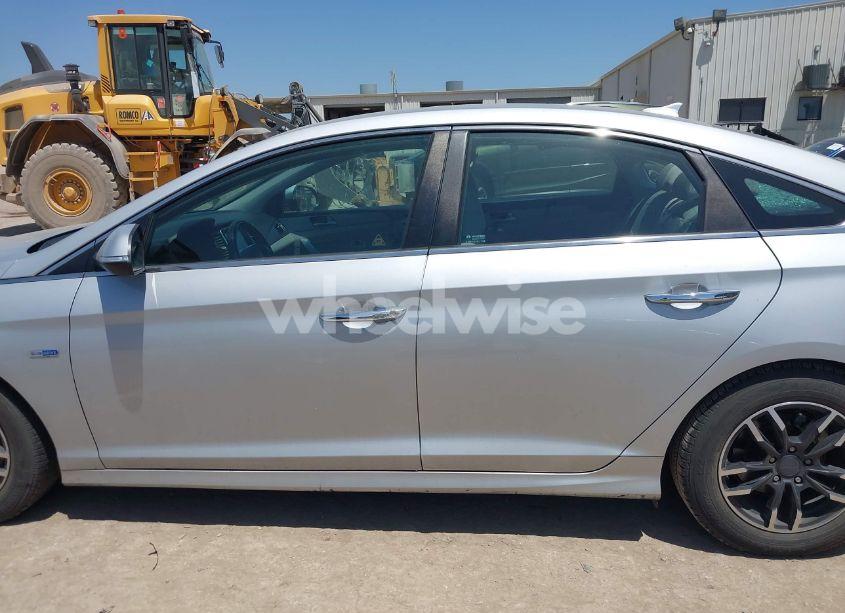 Photo 14 of 2019 Hyundai Sonata HYBRID SE (VIN KMHE24L30KA090921)