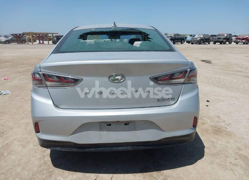 Photo 16 of 2019 Hyundai Sonata HYBRID SE (VIN KMHE24L30KA090921)
