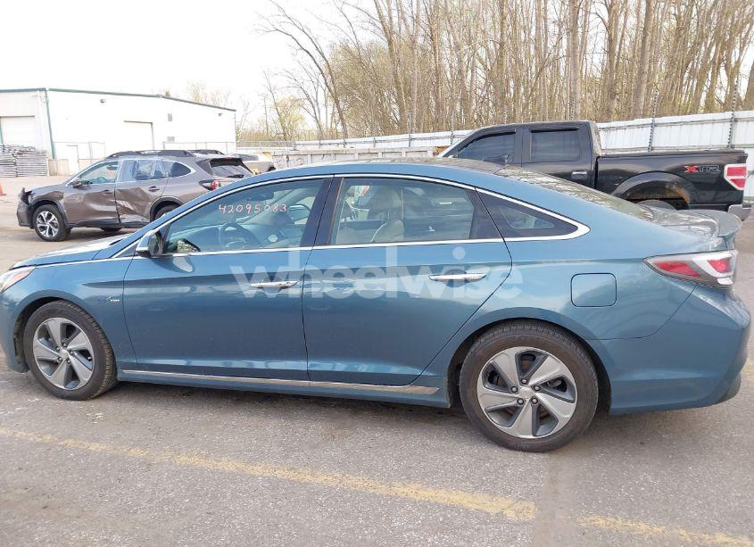 Photo 14 of 2016 Hyundai Sonata HYBRID LIMITED (VIN KMHE34L11GA018838)