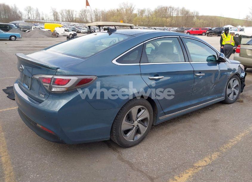 Photo 4 of 2016 Hyundai Sonata HYBRID LIMITED (VIN KMHE34L11GA018838)
