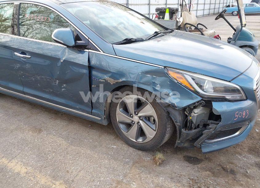 Photo 6 of 2016 Hyundai Sonata HYBRID LIMITED (VIN KMHE34L11GA018838)