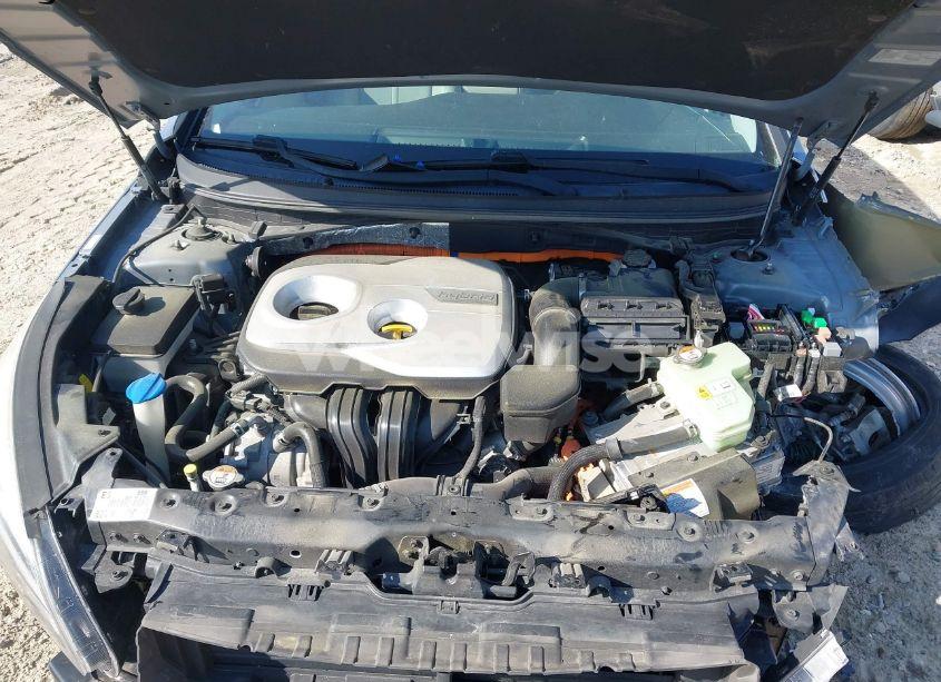 Photo 10 of 2016 Hyundai Sonata HYBRID LIMITED (VIN KMHE34L11GA028690)