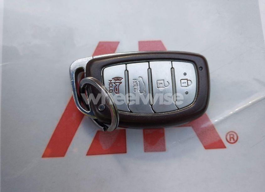 Photo 11 of 2016 Hyundai Sonata HYBRID LIMITED (VIN KMHE34L14GA017022)