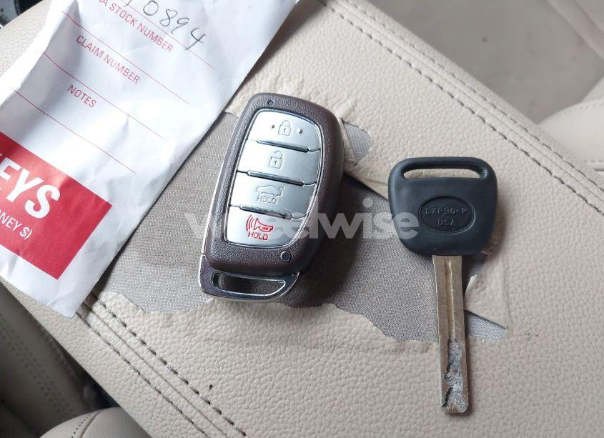 Photo 11 of 2016 Hyundai Sonata HYBRID LIMITED (VIN KMHE34L17GA017631)