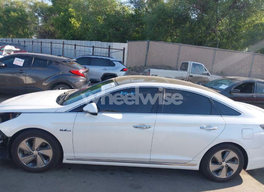 Photo 15 of 2016 Hyundai Sonata HYBRID LIMITED (VIN KMHE34L1XGA019373)