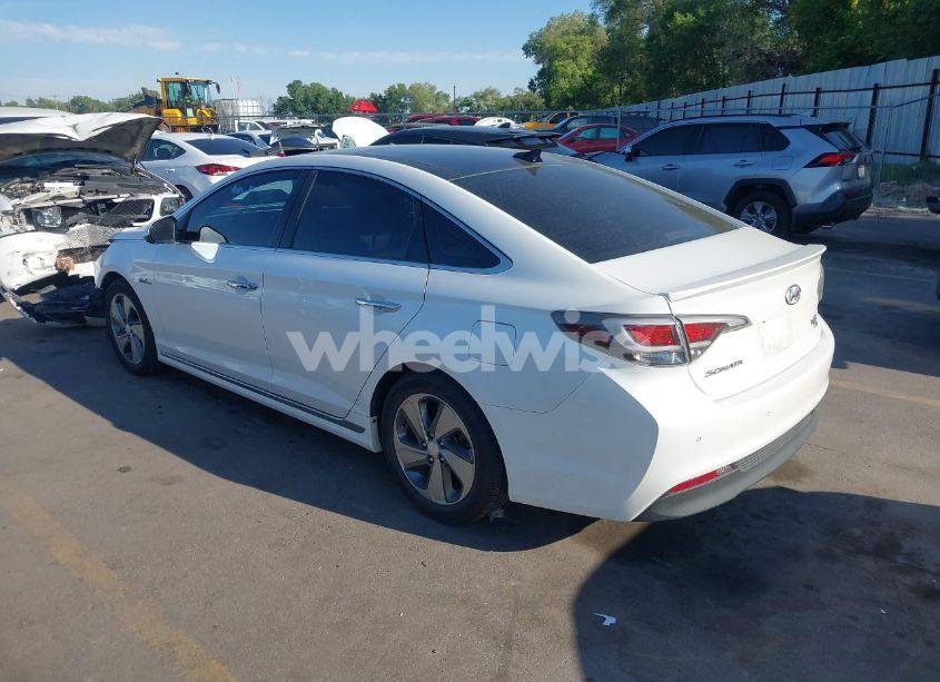 Photo 3 of 2016 Hyundai Sonata HYBRID LIMITED (VIN KMHE34L1XGA019373)