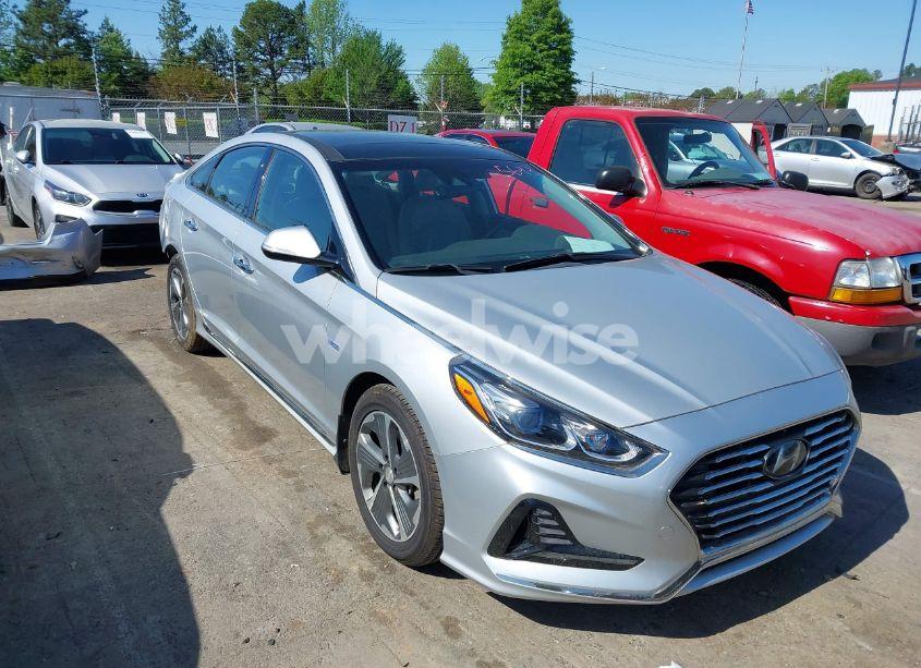 2019 Hyundai Sonata HYBRID LIMITED (VIN KMHE34L32KA090514) main photo