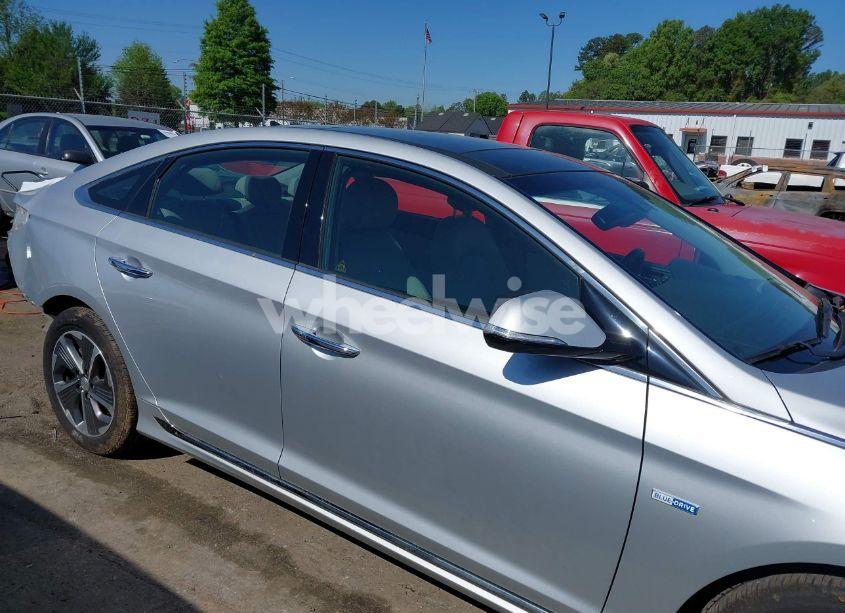 Photo 14 of 2019 Hyundai Sonata HYBRID LIMITED (VIN KMHE34L32KA090514)