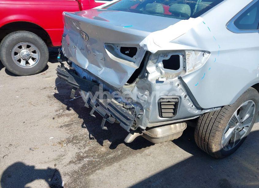 Photo 6 of 2019 Hyundai Sonata HYBRID LIMITED (VIN KMHE34L32KA090514)