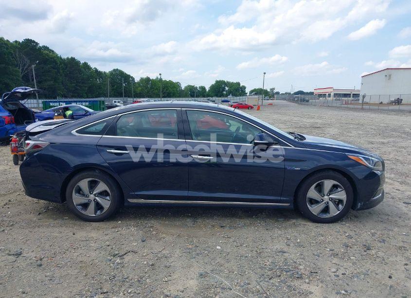 Photo 13 of 2017 Hyundai Sonata HYBRID LIMITED (VIN KMHE34L34HA069964)