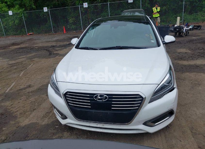 Photo 13 of 2017 Hyundai Sonata HYBRID LIMITED (VIN KMHE34L36HA072512)