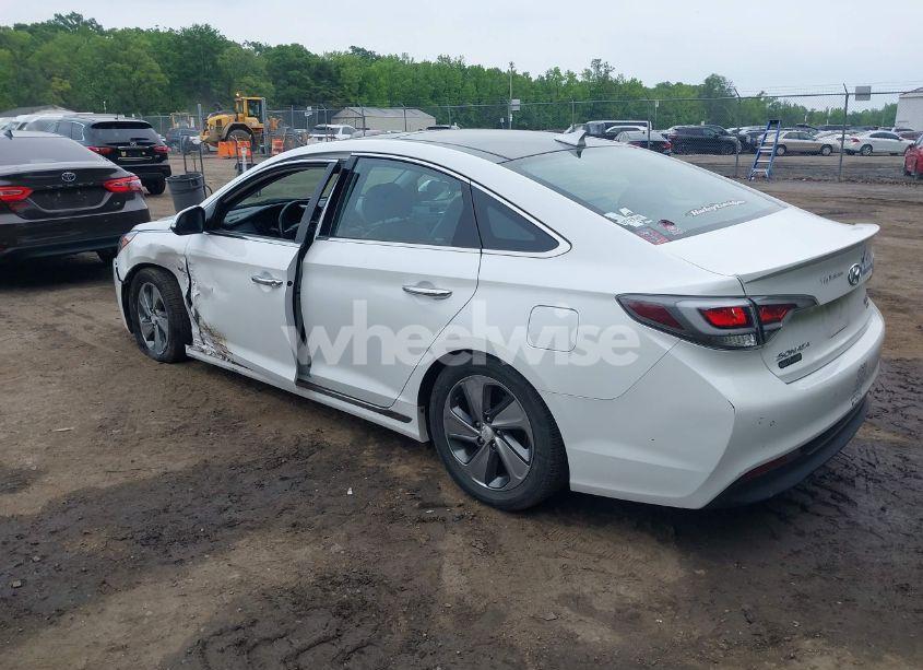 Photo 3 of 2017 Hyundai Sonata HYBRID LIMITED (VIN KMHE34L36HA072512)