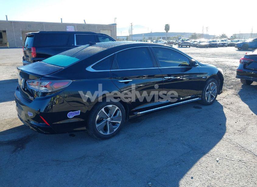 Photo 4 of 2019 Hyundai Sonata PLUG-IN HYBRID LIMITED (VIN KMHE54L21KA091784)