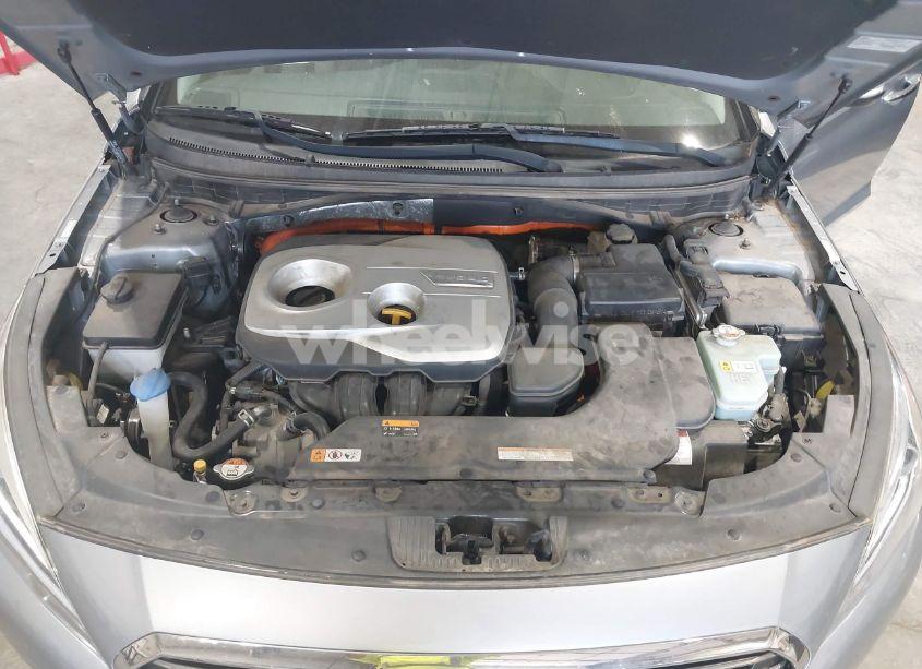 Photo 10 of 2016 Hyundai Sonata PLUG-IN HYBRID LIMITED (VIN KMHE54L28GA021187)