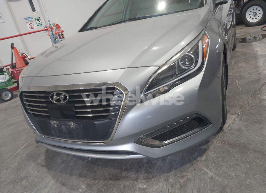 Photo 6 of 2016 Hyundai Sonata PLUG-IN HYBRID LIMITED (VIN KMHE54L28GA021187)