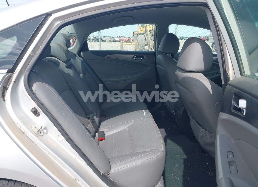 Photo 8 of 2012 Hyundai Sonata HYBRID (VIN KMHEC4A40CA043236)