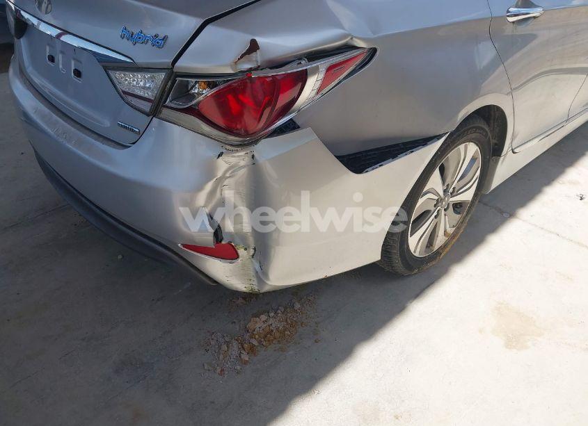 Photo 6 of 2013 Hyundai Sonata HYBRID LIMITED (VIN KMHEC4A40DA066758)