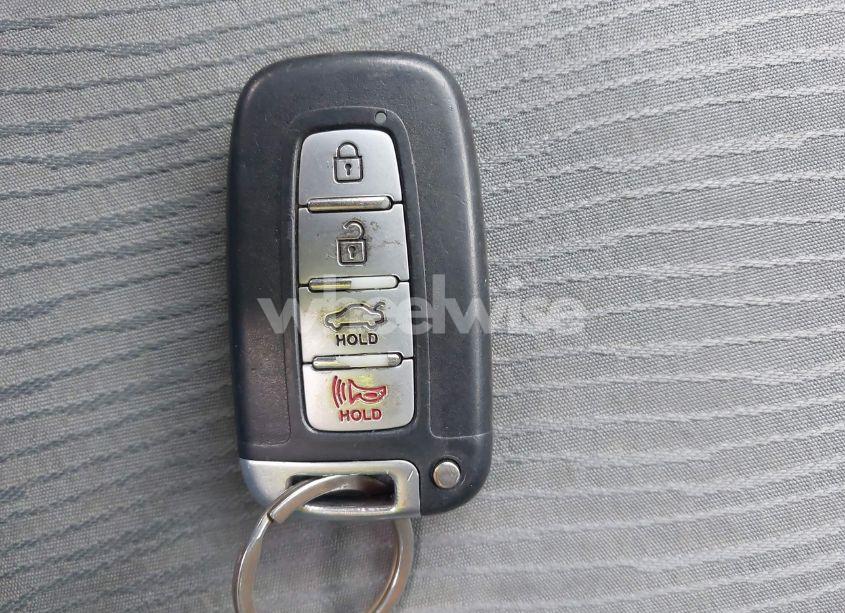 Photo 11 of 2012 Hyundai Sonata HYBRID (VIN KMHEC4A41CA044671)