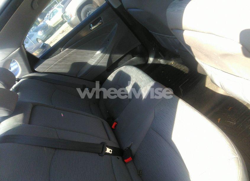 Photo 8 of 2015 Hyundai Sonata HYBRID (VIN KMHEC4A41FA137646)