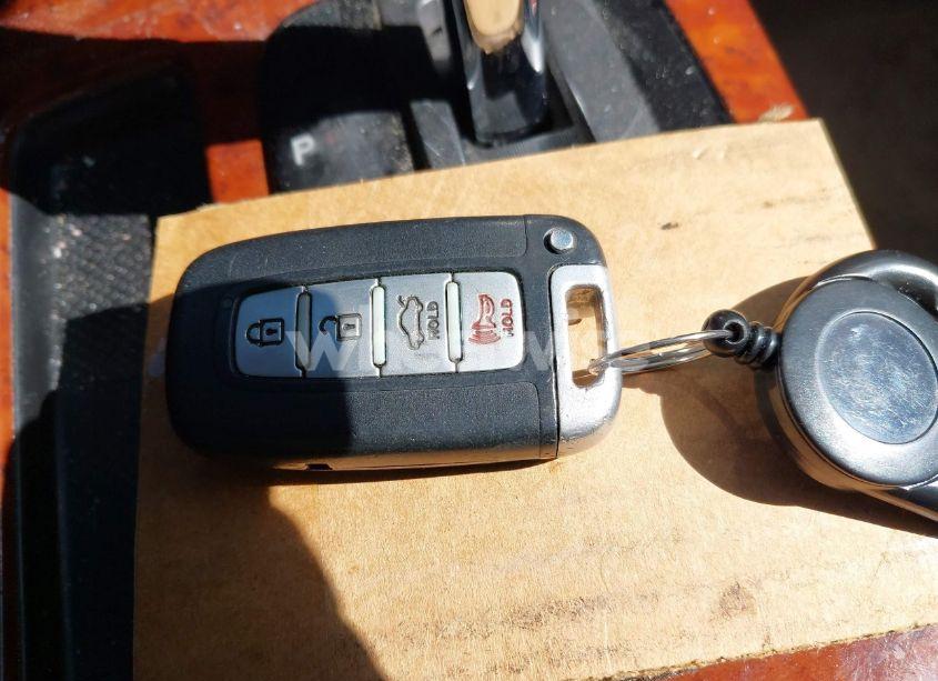 Photo 11 of 2012 Hyundai Sonata HYBRID (VIN KMHEC4A42CA029662)